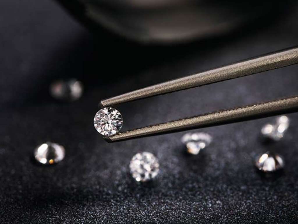 diseño de joyas diamante