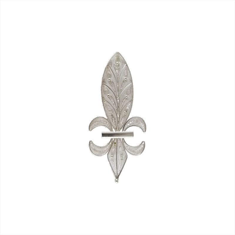 Dije de plata filigrana con diseño de flor de lis