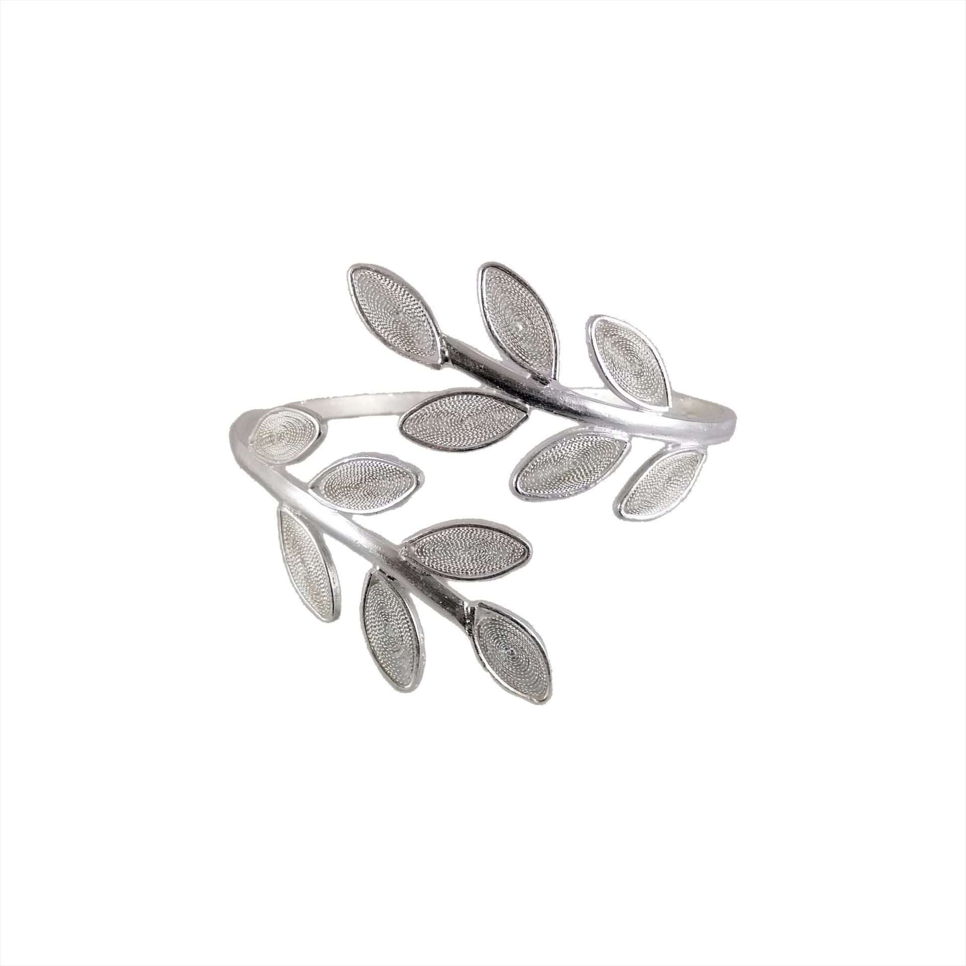 Esclava de plata filigrana modelo ajustable con hojitas