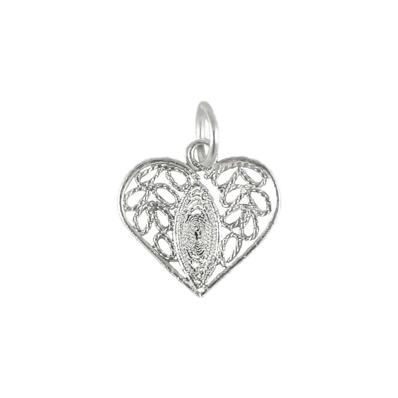 Dije de plata filigrana con diseño de corazón con hilos