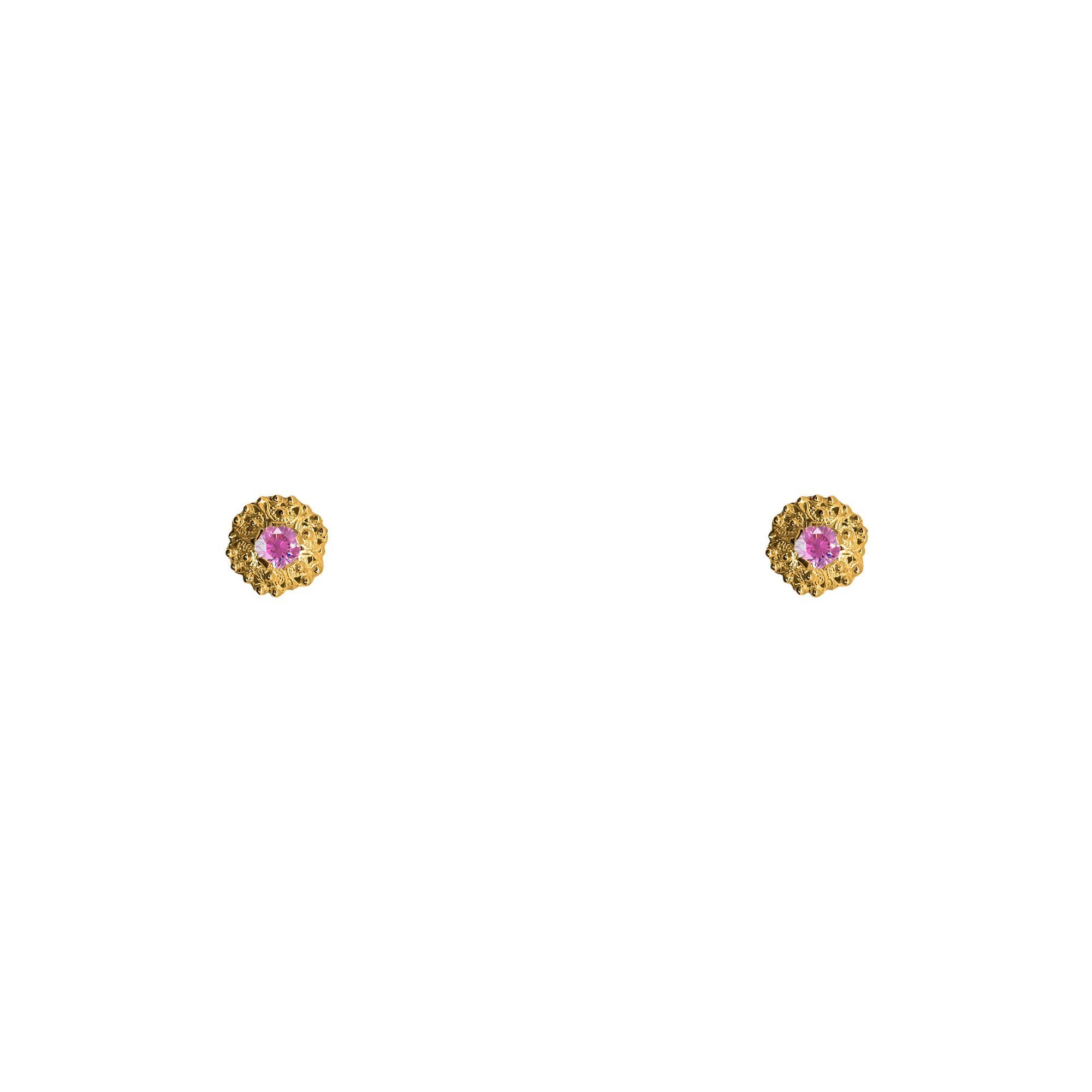 Aros de oro amarillo filigrana con diseño de flor de guayaba y circones