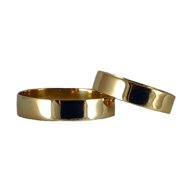 Par de alianzas de oro amarillo modelo cinta 4mm