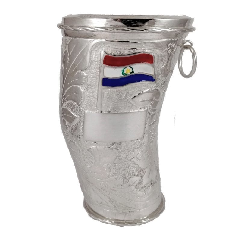 Guampa forrada en plata con diseño esmaltado