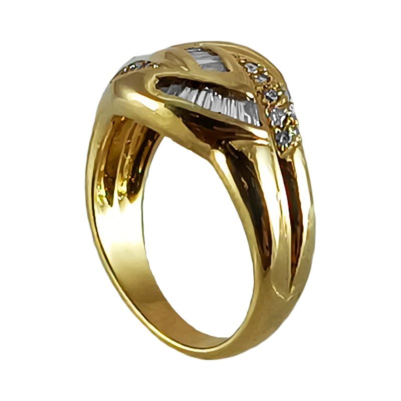 Anillo de oro amarillo italiano modelo ojo cruzado con brillantes