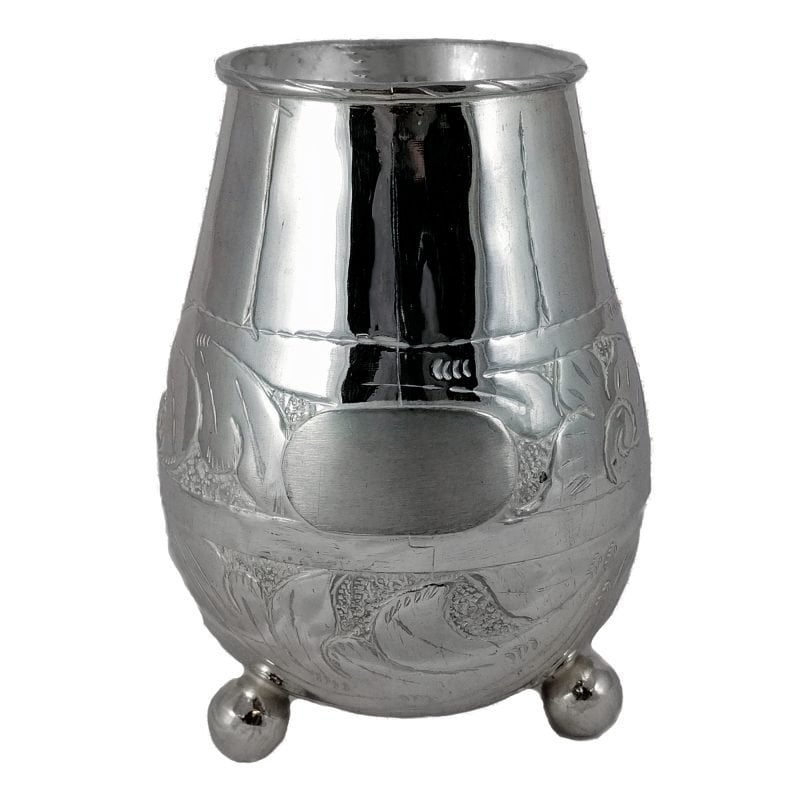 Matero forrado en plata con dibujado simple