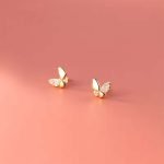 Aros de plata con enchapado en oro diseño mariposa con circones