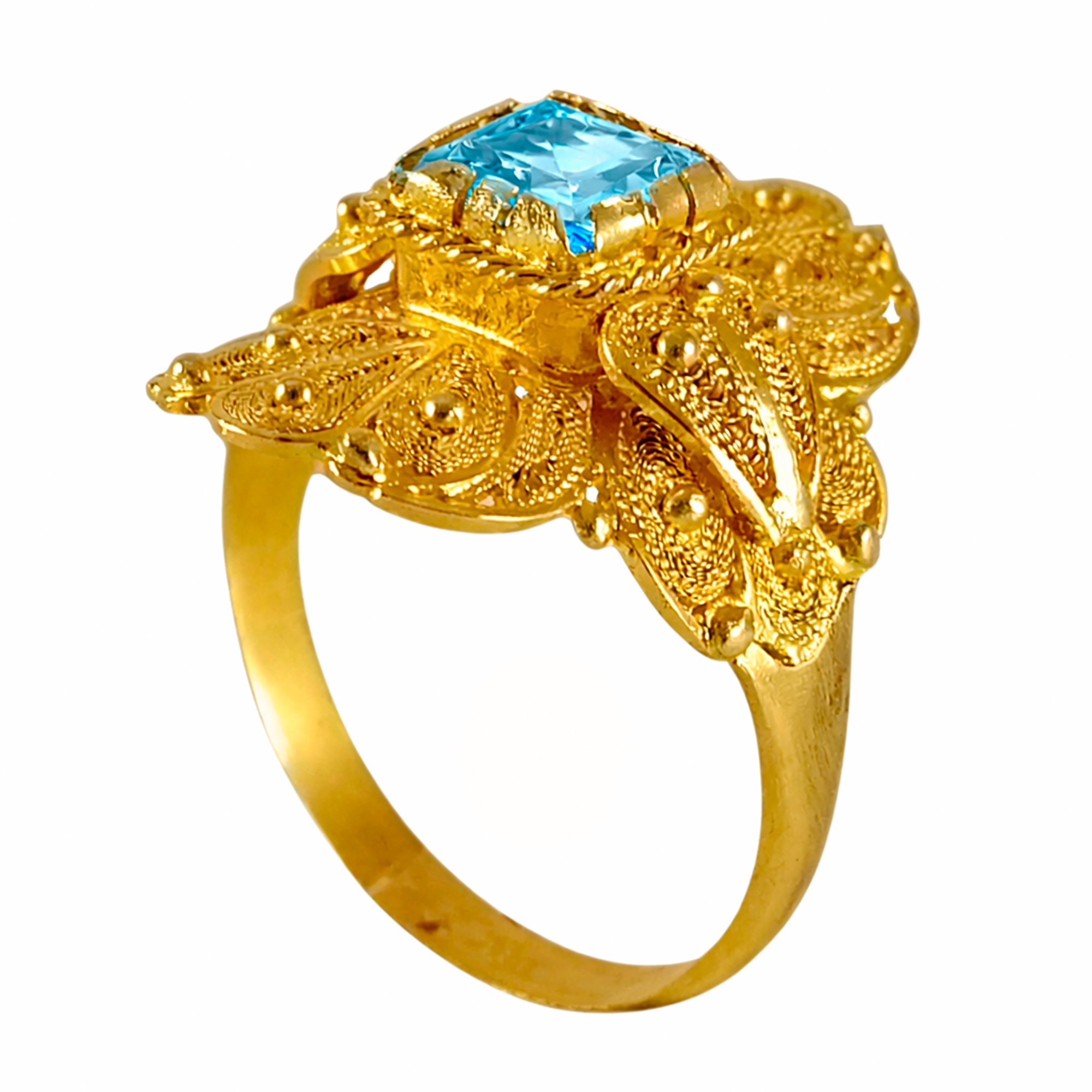 Carretón de oro amarillo filigrana con circón aguamarina