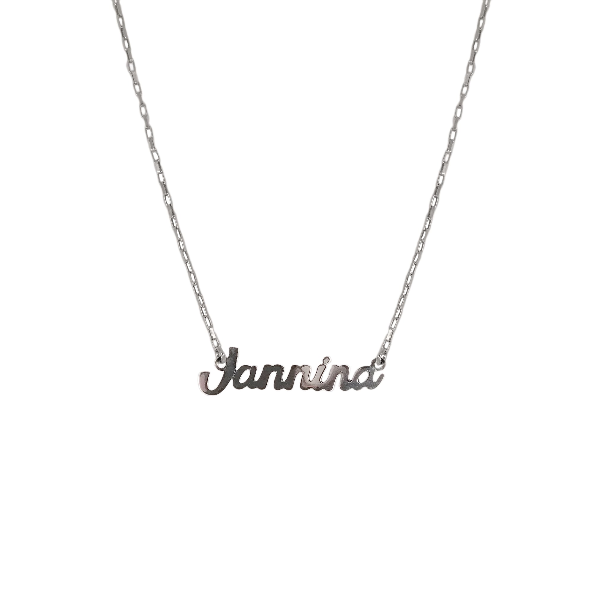 Collar de plata con nombre personalizado