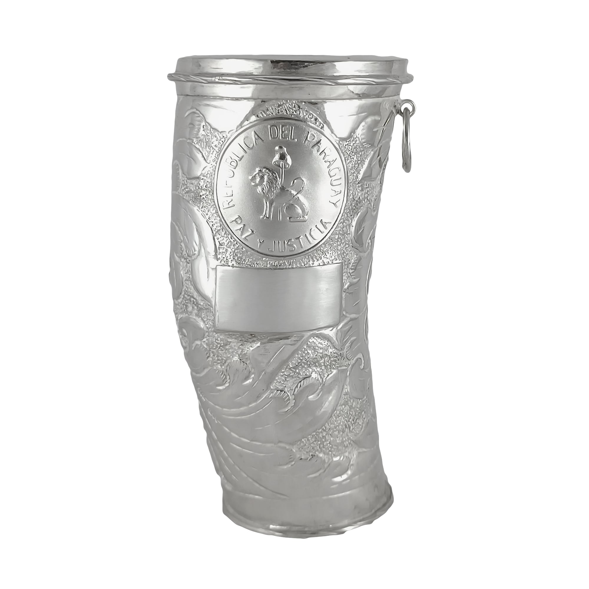 Guampa forrada de plata con diseños